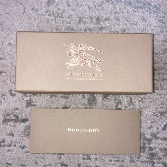 Burberry Glasses/ Sunglasses Box - Picture 3 of 4